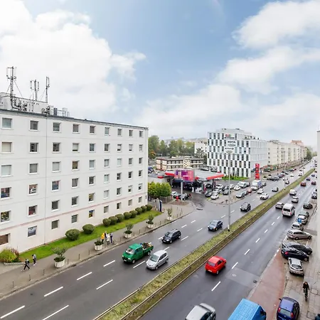 Sunny For 5 People By Renters